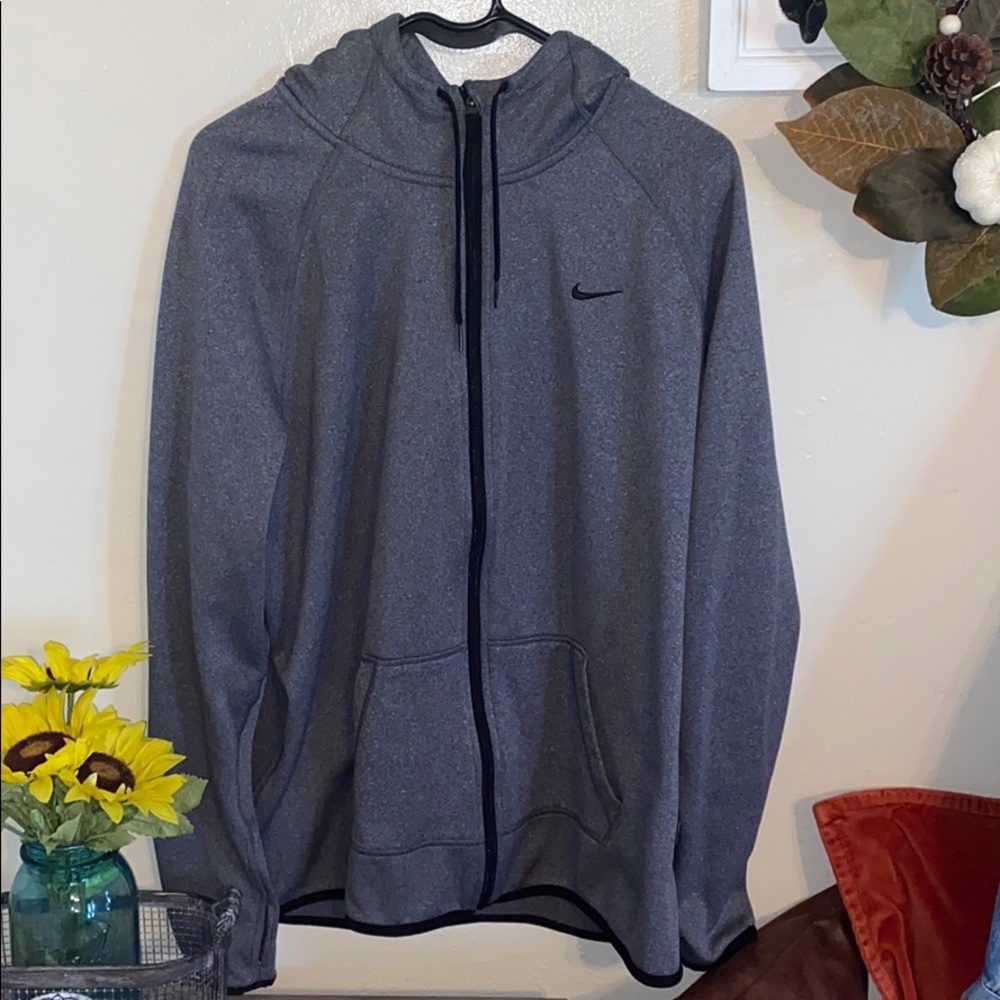 Gray Nike Sweatshirt